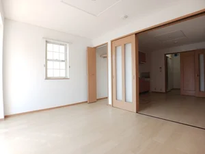 九州女子短期大学周辺のマンスリーマンション・ウィークリーマンション「サンパティーク遠賀Ⅱ 103・洋室(No.1362594)」メイン画像