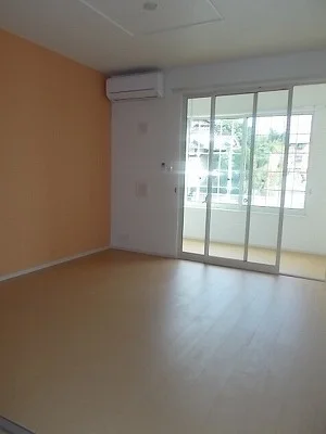 のマンスリーマンション・ウィークリーマンション「ジェルメ・カーサⅠ 103・洋室(No.1362633)」メイン画像