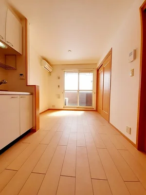 白山市のマンスリーマンション・ウィークリーマンション「フローレス 203・洋室(No.1362651)」メイン画像