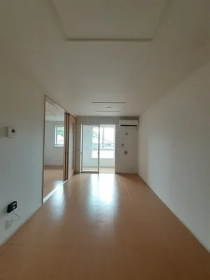 のマンスリーマンション・ウィークリーマンション「ビバリーヒルズ 204・洋室(No.1362790)」メイン画像