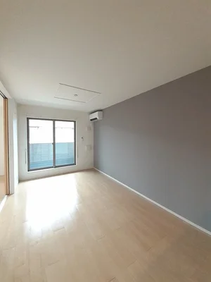 のマンスリーマンション・ウィークリーマンション「Ｒｏｌｌｉｎｓ　ＰａｒｋⅡ 202・洋室(No.1362796)」メイン画像