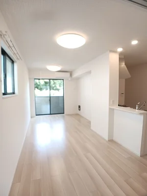 大阪河崎リハビリテーション大学周辺のマンスリーマンション・ウィークリーマンション「ＲＵＳＨ・ＢＬＯＯＭ上瓦屋Ⅰ 102・LDK(No.1362828)」メイン画像