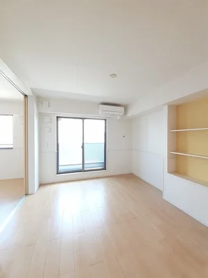 のマンスリーマンション・ウィークリーマンション「スマイリーⅢ 202・洋室(No.1362857)」メイン画像