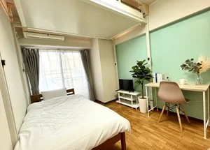 のマンスリーマンション・ウィークリーマンション「【岐阜市松鴻町/名鉄岐阜駅徒歩５分/無料Wi-Fi/駐車場アリ】（マンスリーベースＪＰ　No.001,002，011） １Ｒ(No.1363180)」メイン画像