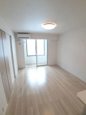 のマンスリーマンション・ウィークリーマンション「カインドハウスⅠ 101・洋室(No.1363197)」メイン画像