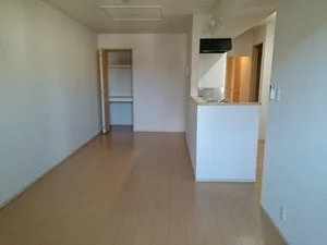 のマンスリーマンション・ウィークリーマンション「アンソレイエⅩⅡ 101・洋室(No.1363260)」メイン画像