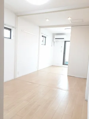 のマンスリーマンション・ウィークリーマンション「ラフィーネⅠ 302・洋室(No.1363373)」メイン画像