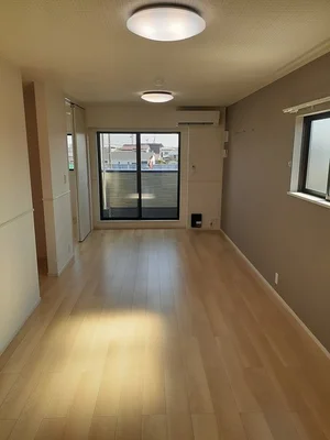 のマンスリーマンション・ウィークリーマンション「ワレア　ハレ 204・洋室(No.1363384)」メイン画像