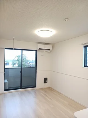 のマンスリーマンション・ウィークリーマンション「クレストコート 102・洋室(No.1363388)」メイン画像