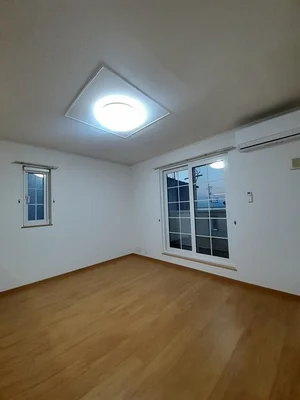 のマンスリーマンション・ウィークリーマンション「サンライズ芳川Ⅱ 201・洋室(No.1363435)」メイン画像