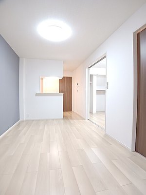 新潟県のマンスリーマンション・ウィークリーマンション「グランフィールズ　花園 102・洋室(No.1363490)」メイン画像