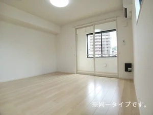 のマンスリーマンション・ウィークリーマンション「マートルⅡ 103・洋室(No.1363582)」メイン画像