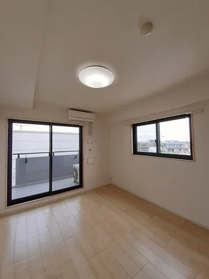 のマンスリーマンション・ウィークリーマンション「ＣＡＳＴＬＥ　ＡＺＵＣＨＩ 305・洋室(No.1363646)」メイン画像