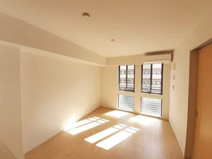 種智院大学周辺のマンスリーマンション・ウィークリーマンション「サニーコート　Ｍｉｙａｂｉ　東 201・洋室(No.1363653)」メイン画像