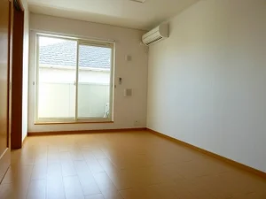 のマンスリーマンション・ウィークリーマンション「マ・シェールⅠ 203・洋室(No.1363684)」メイン画像