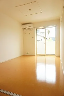 のマンスリーマンション・ウィークリーマンション「ワイズＫＭ 101・洋室(No.1363724)」メイン画像