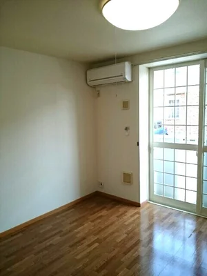 高知県のマンスリーマンション・ウィークリーマンション「カーサ・フィオーレ　Ａ 102・洋室(No.1363730)」メイン画像