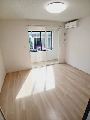 のマンスリーマンション・ウィークリーマンション「デフィ高埇 101・洋室(No.1363738)」メイン画像