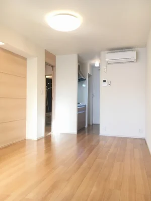 のマンスリーマンション・ウィークリーマンション「ランド・グローリア 103・洋室(No.1363756)」メイン画像