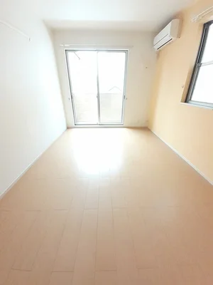 のマンスリーマンション・ウィークリーマンション「ルミエール峰高Ⅰ 102・洋室(No.1363758)」メイン画像