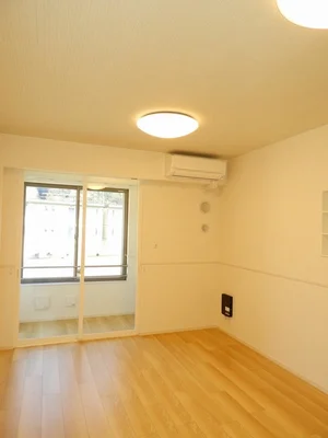 のマンスリーマンション・ウィークリーマンション「カーサ・グランデ　Ａ 102・洋室(No.1363769)」メイン画像