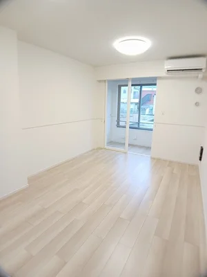 広島市のマンスリーマンション・ウィークリーマンション「カーサ・グランデ　Ａ 102・洋室(No.1363769)」メイン画像