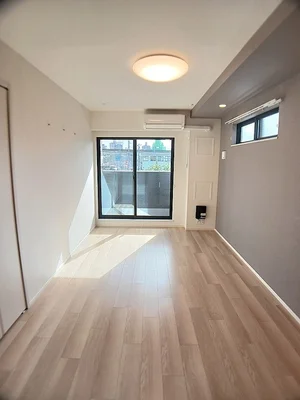 広島県のマンスリーマンション・ウィークリーマンション「カーサ　フェリーチェ　小瀬 302・洋室(No.1363772)」メイン画像
