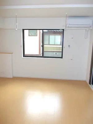 のマンスリーマンション・ウィークリーマンション「ウォール　ナット　グローブ 102・洋室(No.1363791)」メイン画像