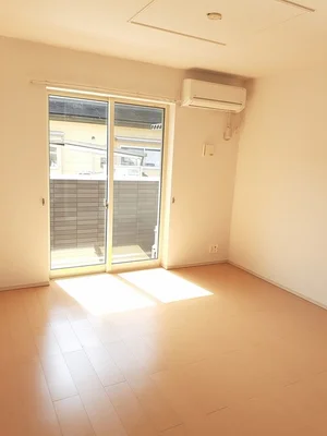 のマンスリーマンション・ウィークリーマンション「ラ・フロンテ　ウーノ 101・DK(No.1363843)」メイン画像