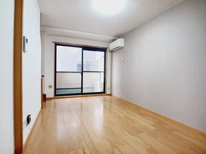 のマンスリーマンション・ウィークリーマンション「レフィナードⅡ 206・洋室(No.1363904)」メイン画像