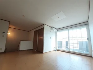 のマンスリーマンション・ウィークリーマンション「メゾン桜小路 202・洋室(No.1363958)」メイン画像