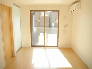 のマンスリーマンション・ウィークリーマンション「マルベリー 102・洋室(No.1363989)」メイン画像