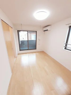 のマンスリーマンション・ウィークリーマンション「メゾンドソレイユ上大島 203・洋室(No.1364059)」メイン画像