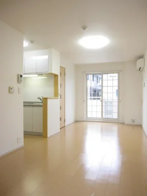 のマンスリーマンション・ウィークリーマンション「ラフレシール・シン 101・洋室(No.1364094)」メイン画像