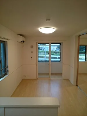 のマンスリーマンション・ウィークリーマンション「シーサイド　Ｉ．Ｏ 201・洋室(No.1364104)」メイン画像