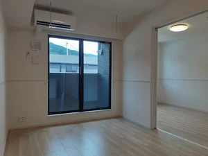 山梨県のマンスリーマンション・ウィークリーマンション「アヴニール　ラディユ　Ⅰ 202・洋室(No.1364105)」メイン画像