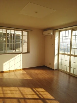 のマンスリーマンション・ウィークリーマンション「ヴィラ・ヒューゲル　Ｂ 202・洋室(No.1364129)」メイン画像