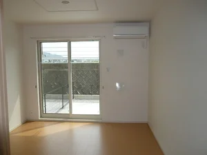 のマンスリーマンション・ウィークリーマンション「レユスィートＹ　Ⅴ 102・洋室(No.1364133)」メイン画像