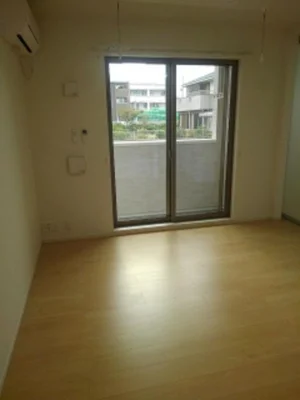 愛媛県のマンスリーマンション・ウィークリーマンション「シュウ・レミングＥ 102・洋室(No.1364138)」メイン画像