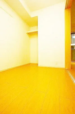 のマンスリーマンション・ウィークリーマンション「Ｆｒａｇｒａｎｔ　ｅａｓｔⅠ 102・洋室(No.1364182)」メイン画像