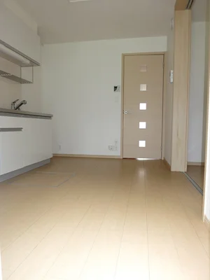 のマンスリーマンション・ウィークリーマンション「ポート・レーゼ　幸野 102・洋室(No.1364191)」メイン画像