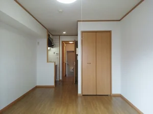 のマンスリーマンション・ウィークリーマンション「ボナール津久野 101・洋室(No.1364238)」メイン画像