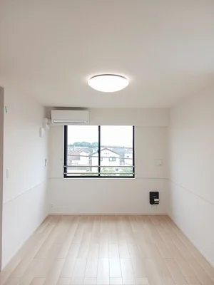 のマンスリーマンション・ウィークリーマンション「パーシモンＳ 304・洋室(No.1364249)」メイン画像