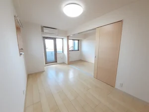 東北医科薬科大学周辺のマンスリーマンション・ウィークリーマンション「カーサ　プリマ 301・洋室(No.1364300)」メイン画像