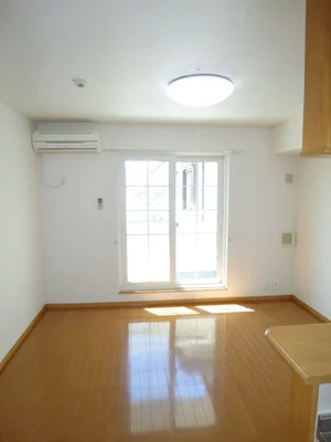 のマンスリーマンション・ウィークリーマンション「優翔（ゆうしょう） 207・洋室(No.1364368)」メイン画像