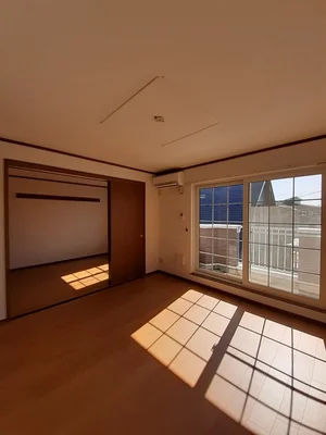 のマンスリーマンション・ウィークリーマンション「ラ　ペジーブルⅡ 202・洋室(No.1364400)」メイン画像