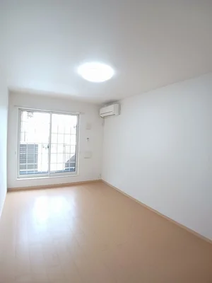 のマンスリーマンション・ウィークリーマンション「ネオ　レジデンス 202・洋室(No.1364407)」メイン画像