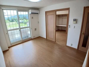 南米沢駅（山形県）のマンスリーマンション・ウィークリーマンション「フォンテーヌ・パレⅠ 202・洋室(No.1364432)」メイン画像
