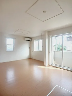 のマンスリーマンション・ウィークリーマンション「メゾン　ラフレⅡ 101・洋室(No.1364459)」メイン画像