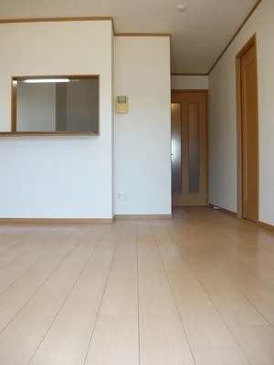 のマンスリーマンション・ウィークリーマンション「ロイヤル　イースト 102・洋室(No.1364716)」メイン画像